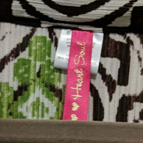 HeartSoul green black white print top Sz L NWOT - Picture 4 of 6